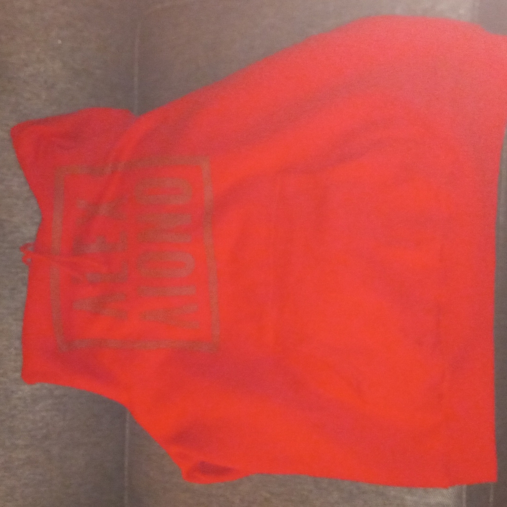 PRICE DROP🟥MEN RED HOODIE 🩸🟥 - Picture 4 of 11
